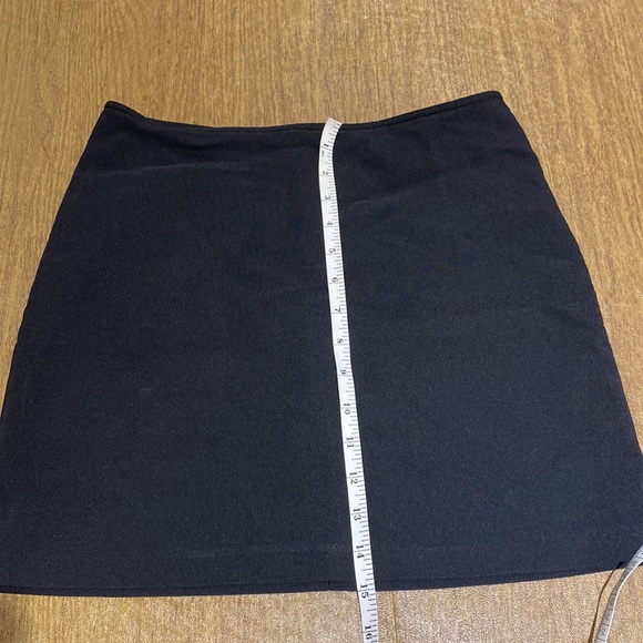 Black Siren Mini Skirt - Picture 4 of 4